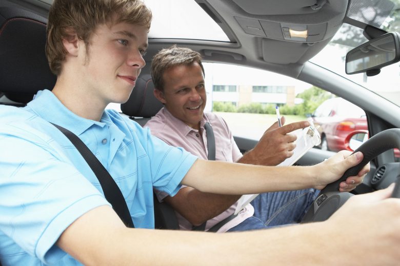 Earn to Drive in Croydon with Patient and Friendly Instructors